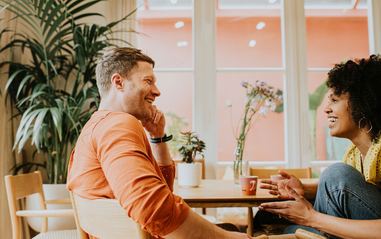 Daftar Istilah Gaul Kencan Online yang Wajib Diketahui Lansia